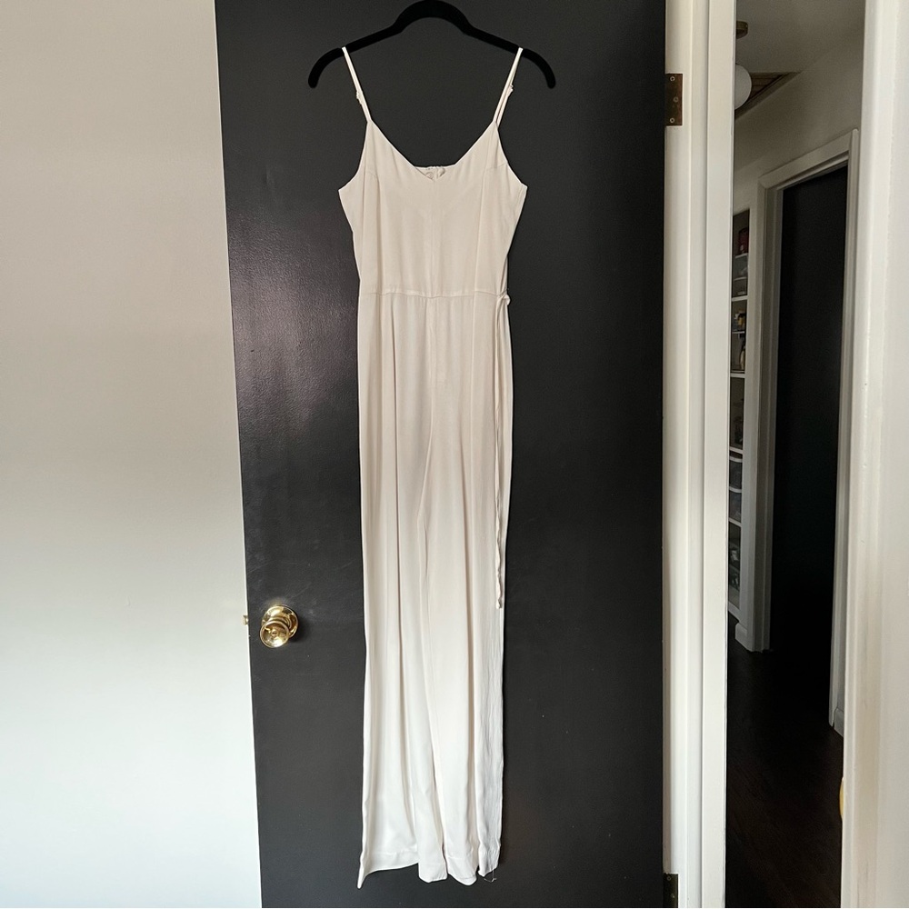 H&M White Sleeveless Jumpsuit